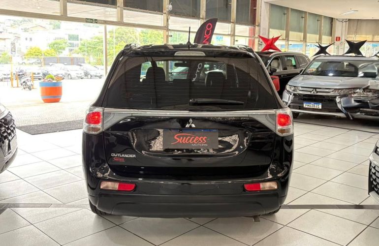 Mitsubishi Outlander 2.0 16v - Foto #6