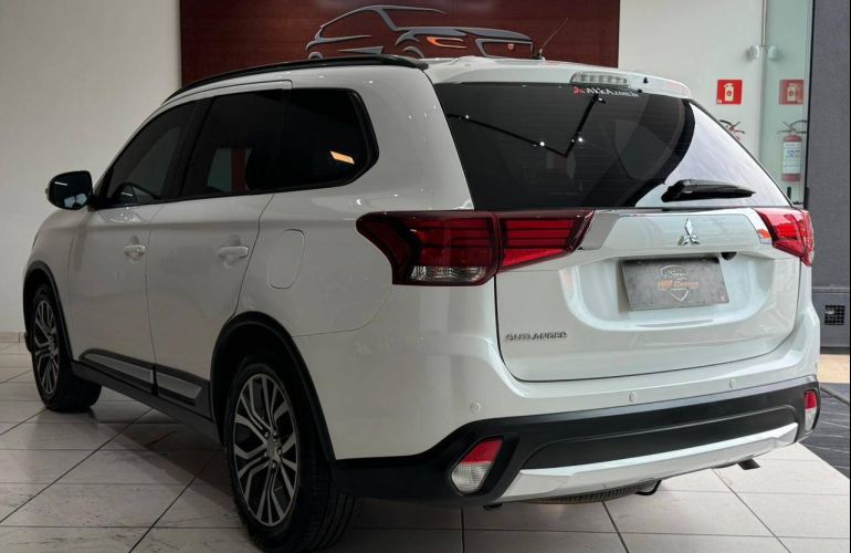 Mitsubishi Outlander 2.0 16v - Foto #3