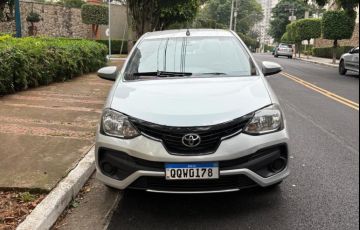 Toyota Etios Sedan X Plus 1.5 (Flex) (Aut) - Foto #2