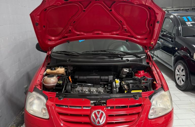 Volkswagen Fox City 1.0 8V (Flex) - Foto #3