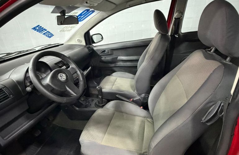 Volkswagen Fox City 1.0 8V (Flex) - Foto #9