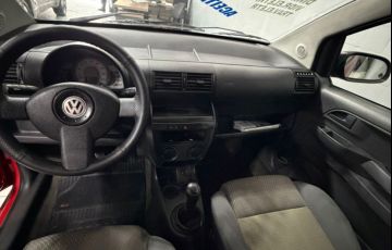 Volkswagen Fox City 1.0 8V (Flex) - Foto #10