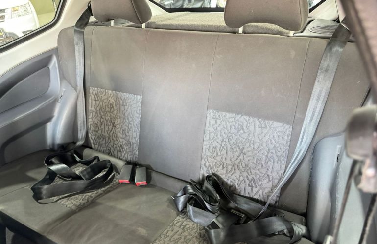 Ford Ka 1.0 MPi 8V Flex 2p Manual - Foto #8