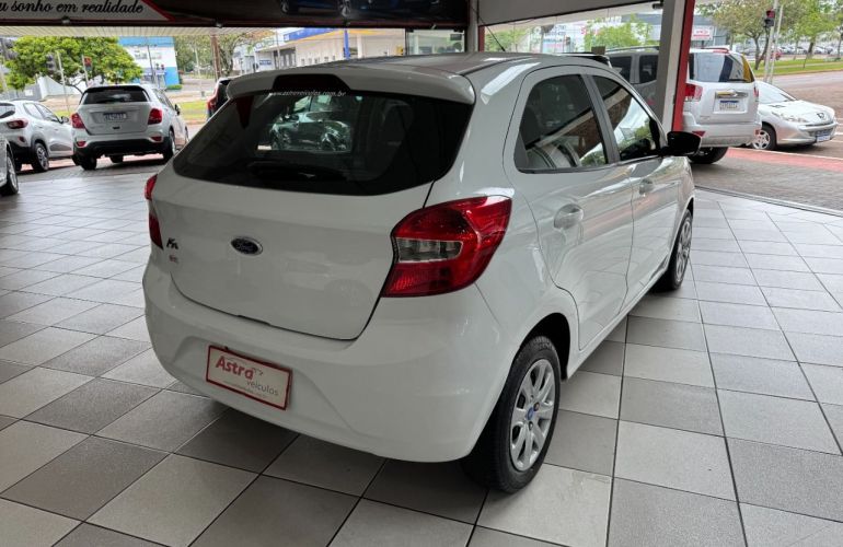 Ford Ka Hatch SE 1.0 (Flex) - Foto #7