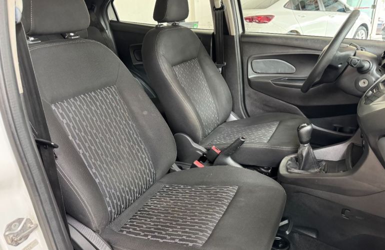 Ford Ka Hatch SE 1.0 (Flex) - Foto #10