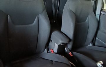 Jeep Renegade 1.8 16V Sport - Foto #10