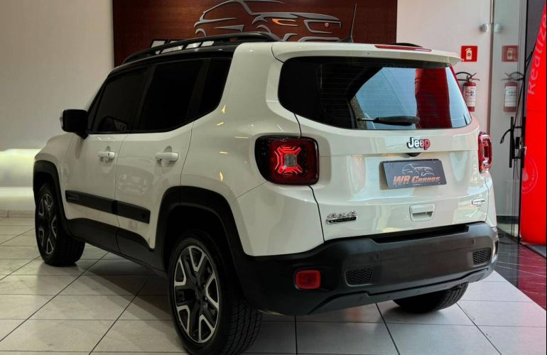 Jeep Renegade 2.0 16V Turbo Longitude 4x4 - Foto #3