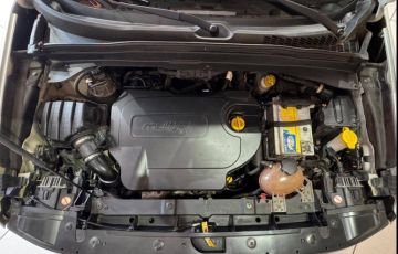 Jeep Renegade 2.0 16V Turbo Longitude 4x4 - Foto #8