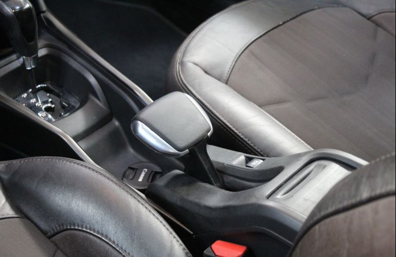 Peugeot 2008 1.6 16V Griffe - Foto #8