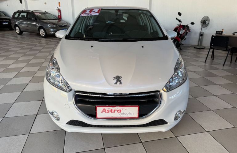 Peugeot 208 Active Pack 1.6 16V (Flex) (Aut) - Foto #2
