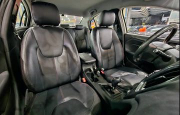 Chery Arrizo 5 1.5 VVT Turbo Rx - Foto #5