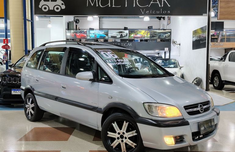 Chevrolet Zafira 2.0 MPFi Elite 16v - Foto #1