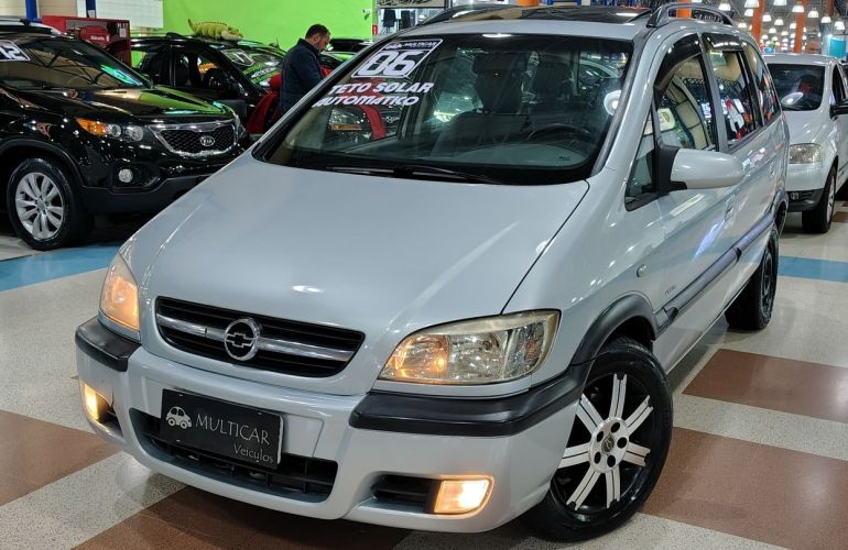 Chevrolet Zafira 2.0 MPFi Elite 16v - Foto #3