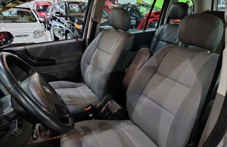 Chevrolet Zafira 2.0 MPFi Elite 16v - Foto #6