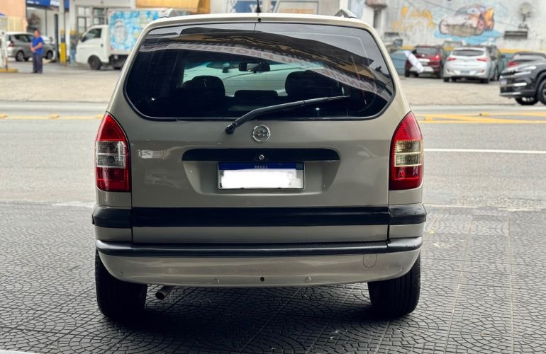 Chevrolet Zafira 2.0 MPFi Comfort 8v - Foto #3