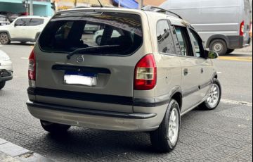 Chevrolet Zafira 2.0 MPFi Comfort 8v - Foto #4