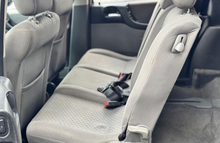 Chevrolet Zafira 2.0 MPFi Comfort 8v - Foto #5