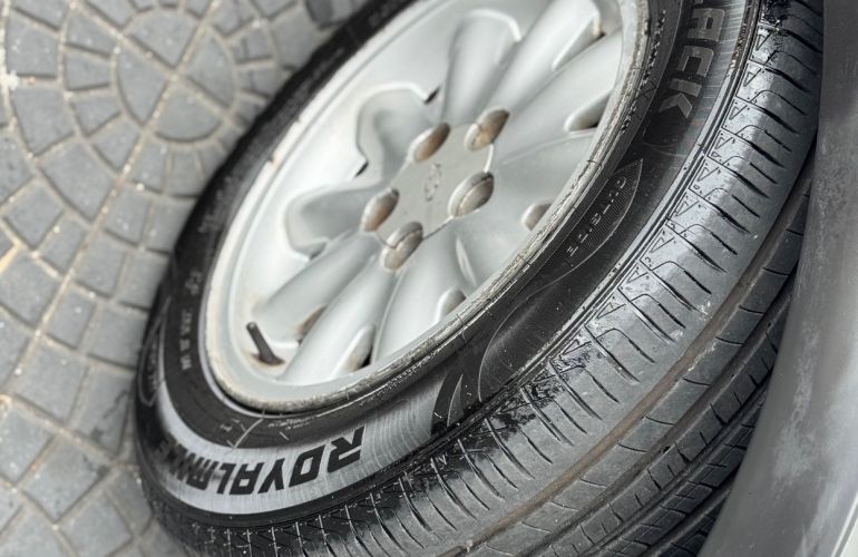 Chevrolet Zafira 2.0 MPFi Comfort 8v - Foto #9