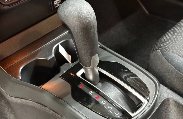 Honda City 1.5 LX 16v - Foto #4