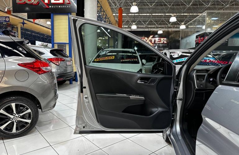 Honda City 1.5 LX 16v - Foto #5