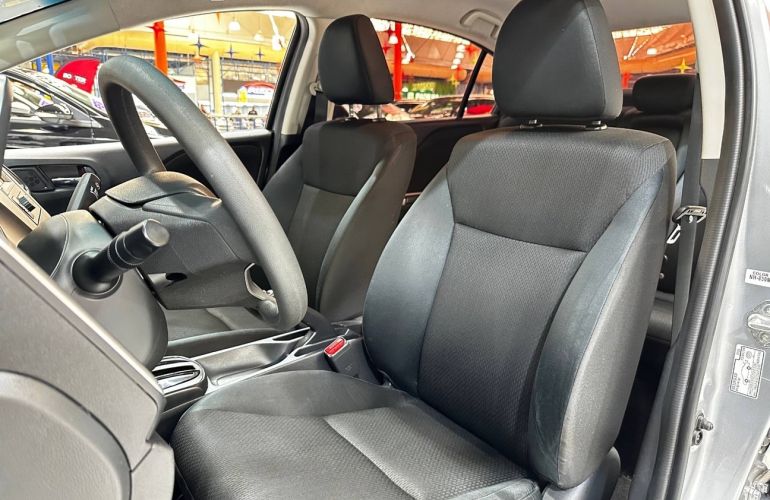 Honda City 1.5 LX 16v - Foto #8