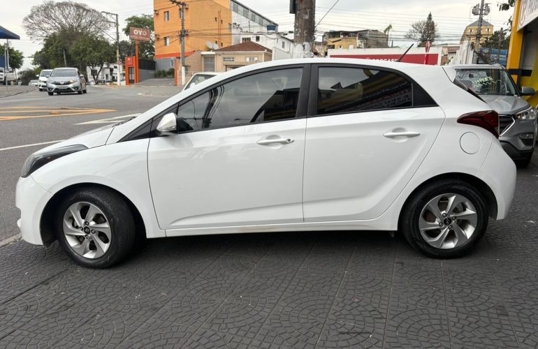Hyundai Hb20 1.6 Comfort Plus 16v - Foto #4