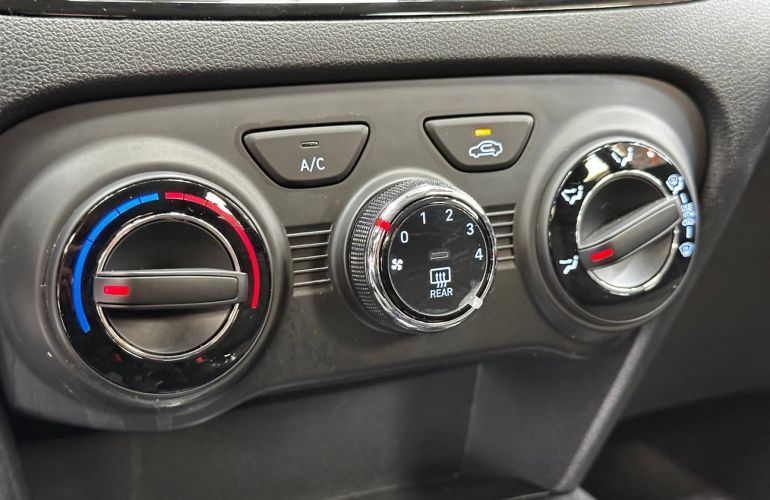 Hyundai Hb20x 1.6 16V Vision - Foto #7