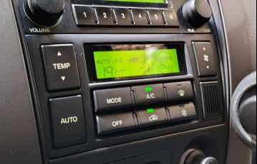 Hyundai Tucson 2.0 MPFi GLS 16V 143cv 2wd - Foto #8