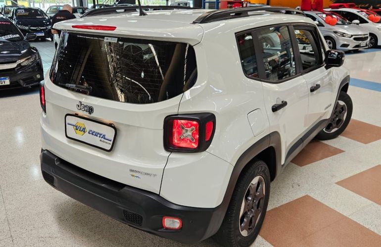 Jeep Renegade 1.8 16V Sport - Foto #3