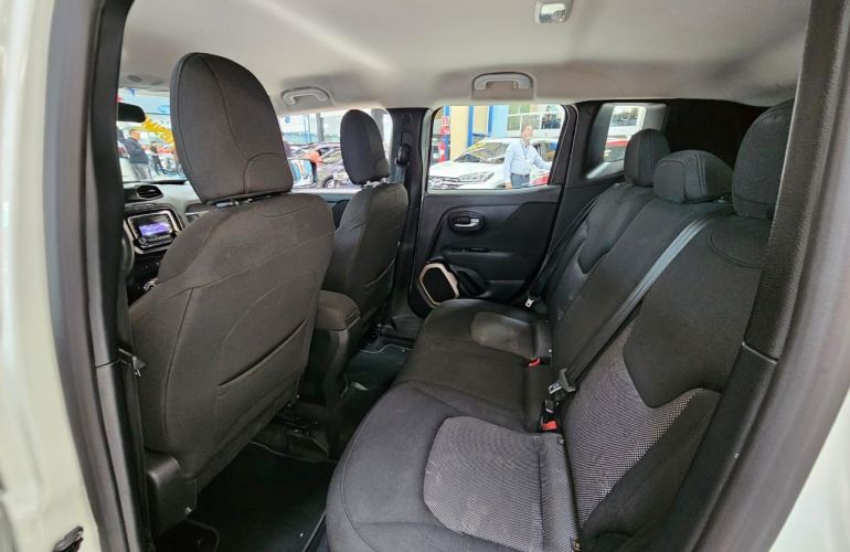 Jeep Renegade 1.8 16V Sport - Foto #5