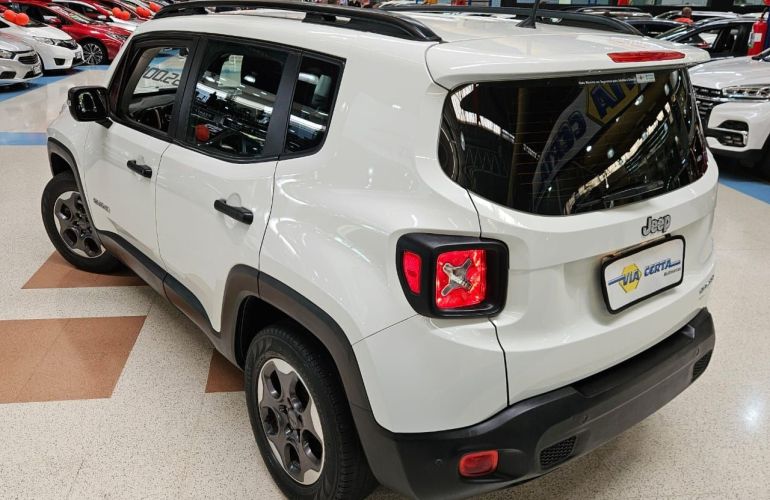 Jeep Renegade 1.8 16V Sport - Foto #6