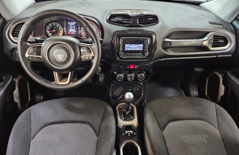 Jeep Renegade 1.8 16V Sport - Foto #8