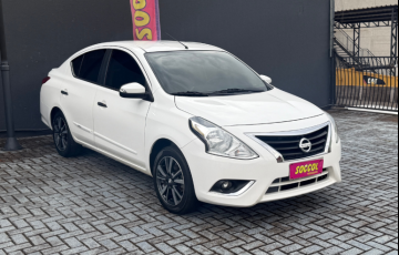 Nissan Versa 1.6 16V Unique CVT (Flex)