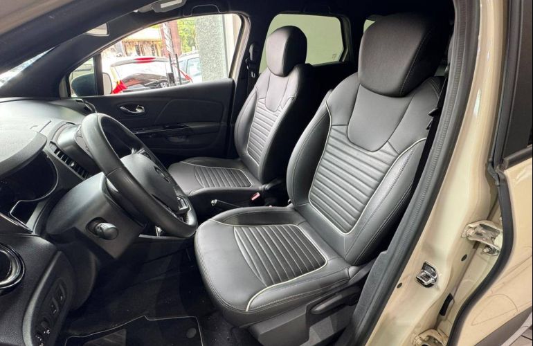 Renault Captur 1.6 16V Sce Life - Foto #6