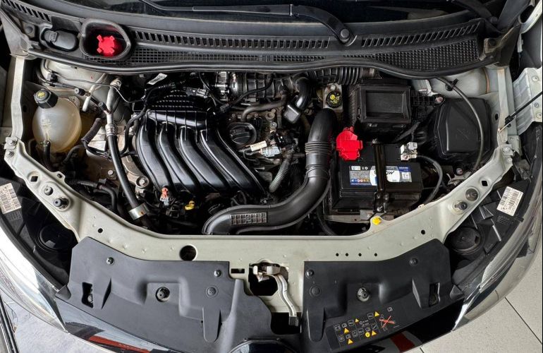 Renault Captur 1.6 16V Sce Life - Foto #8