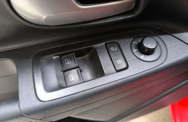 Volkswagen Up 1.0 MPi Move Up 12v - Foto #9