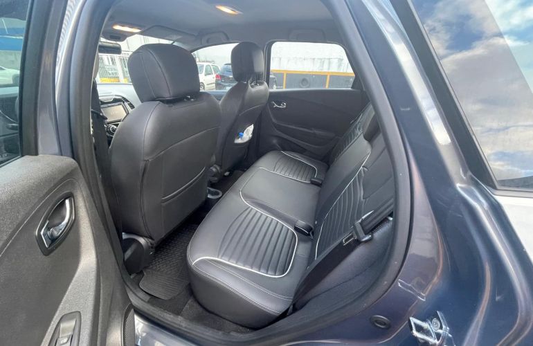 Renault Captur Intense 1.6 16v SCe X-Tronic - Foto #2