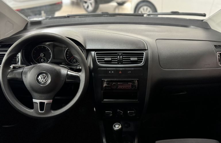 Volkswagen CrossFox 1.6 (Flex) - Foto #9