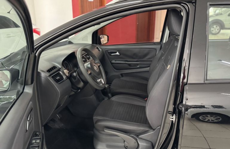 Volkswagen CrossFox 1.6 (Flex) - Foto #10