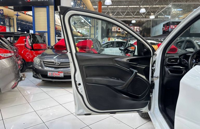 Fiat Argo 1.0 Firefly Drive - Foto #6