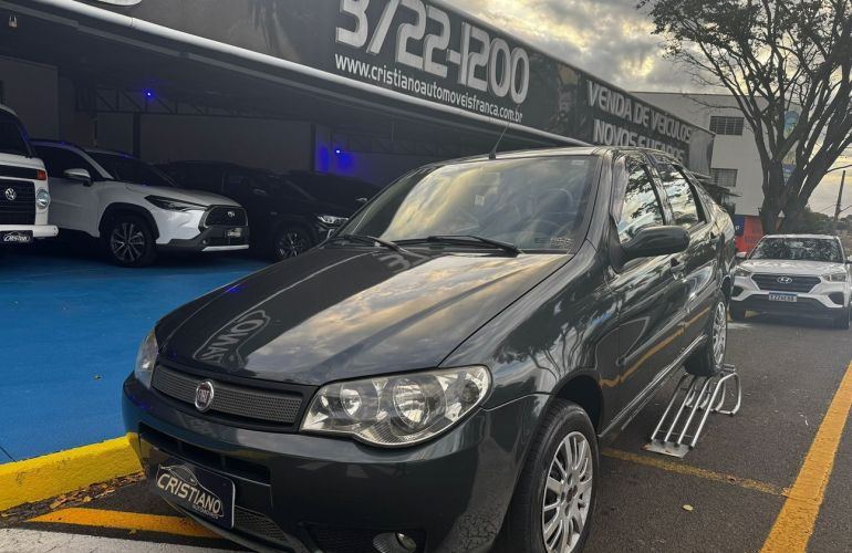 Fiat Siena 1.0 MPi El Celebration 8v - Foto #1