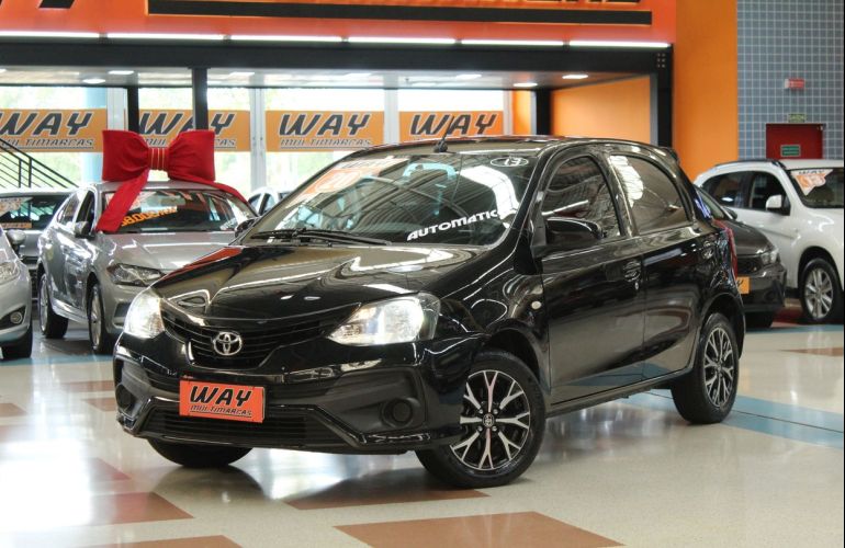 Toyota Etios 1.3 X 16v - Foto #1