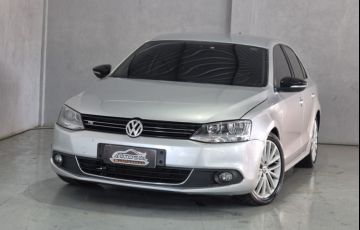 Volkswagen Jetta 2.0 TSI Highline DSG
