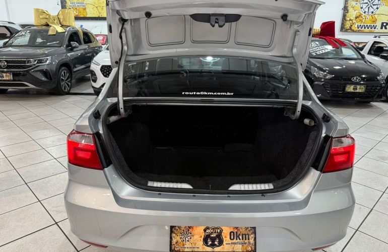 Volkswagen Voyage 1.6 Msi - Foto #6