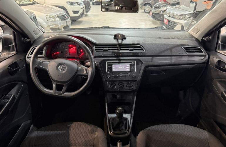 Volkswagen Voyage 1.6 Msi - Foto #8