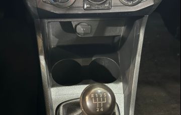 Volkswagen Voyage 1.6 Msi - Foto #10