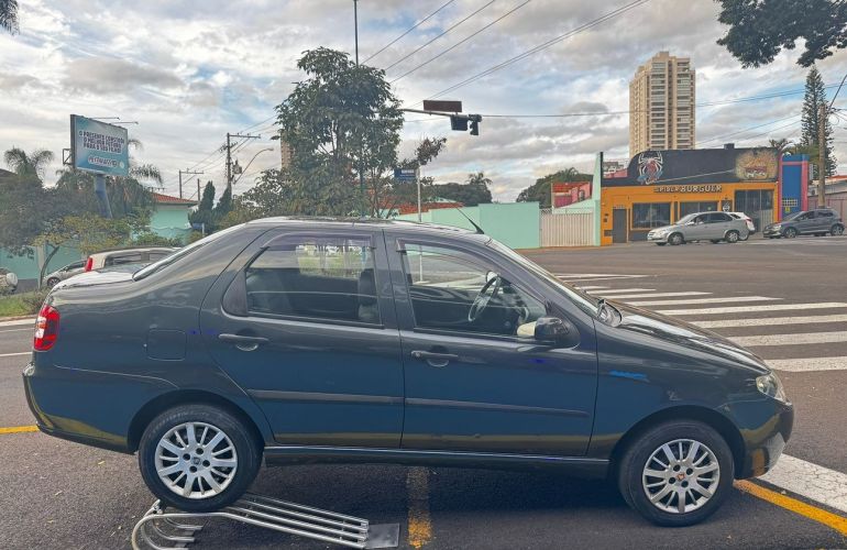 Fiat Siena 1.0 MPi El Celebration 8v - Foto #4