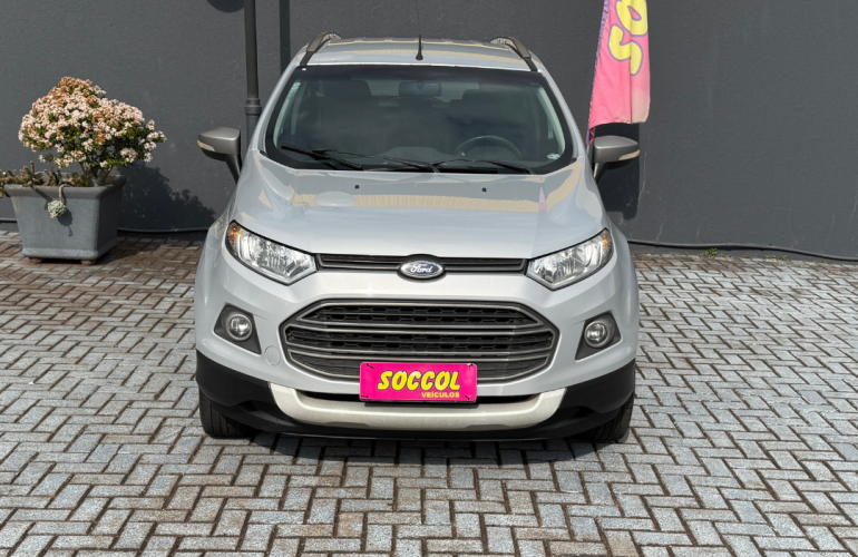 Ford Ecosport Freestyle 1.6 (Flex) - Foto #2