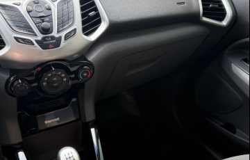 Ford Ecosport Freestyle 1.6 (Flex) - Foto #5