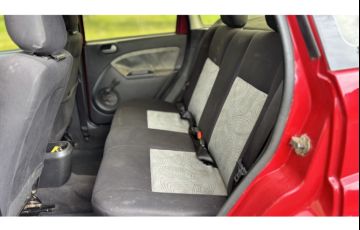Ford Fiesta Sedan 1.0 - Foto #6
